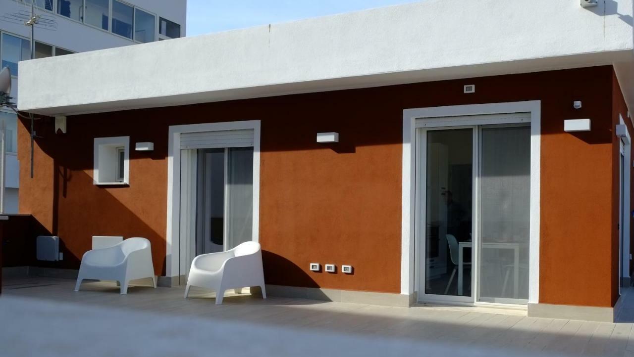 Quarantacinque Ospitalita Ξενοδοχείο Κάλιαρι Εξωτερικό φωτογραφία